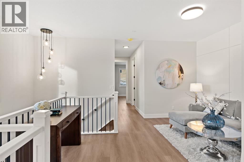 Single Family House for Sale in   Avenue NW West Hillhurst Calgary 