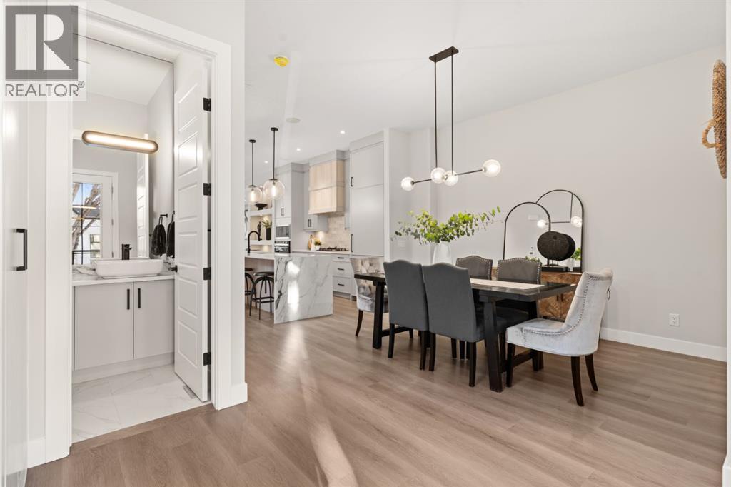 Single Family House for Sale in   Avenue NW West Hillhurst Calgary 