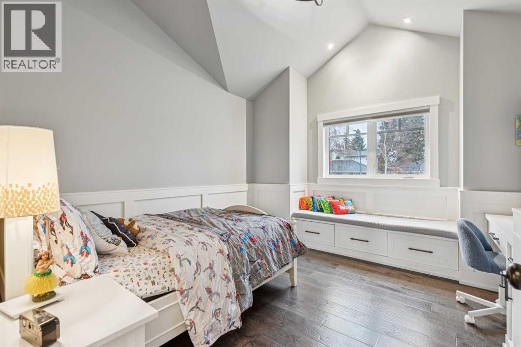 Single Family House for Sale in   Avenue SW Elboya Calgary 