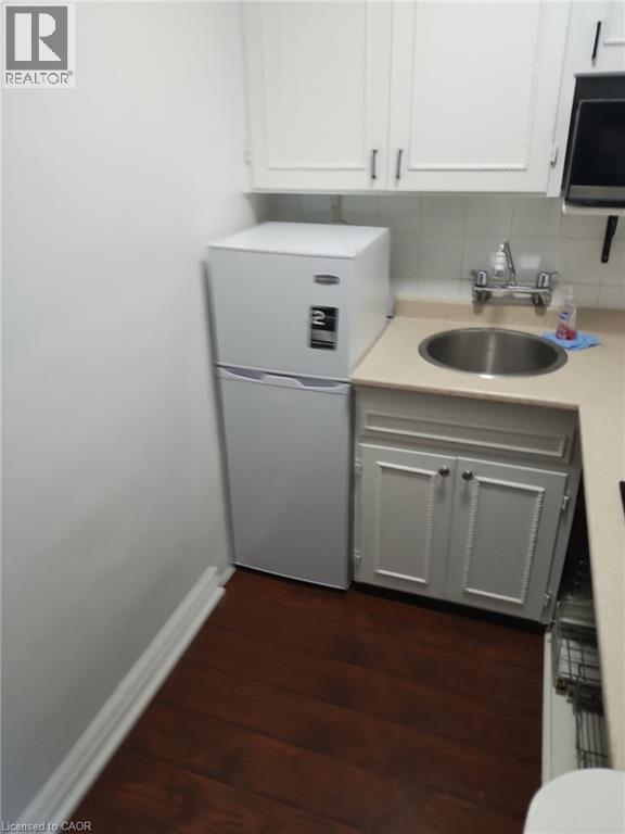 #104 60 ROBINSON STREET - 20