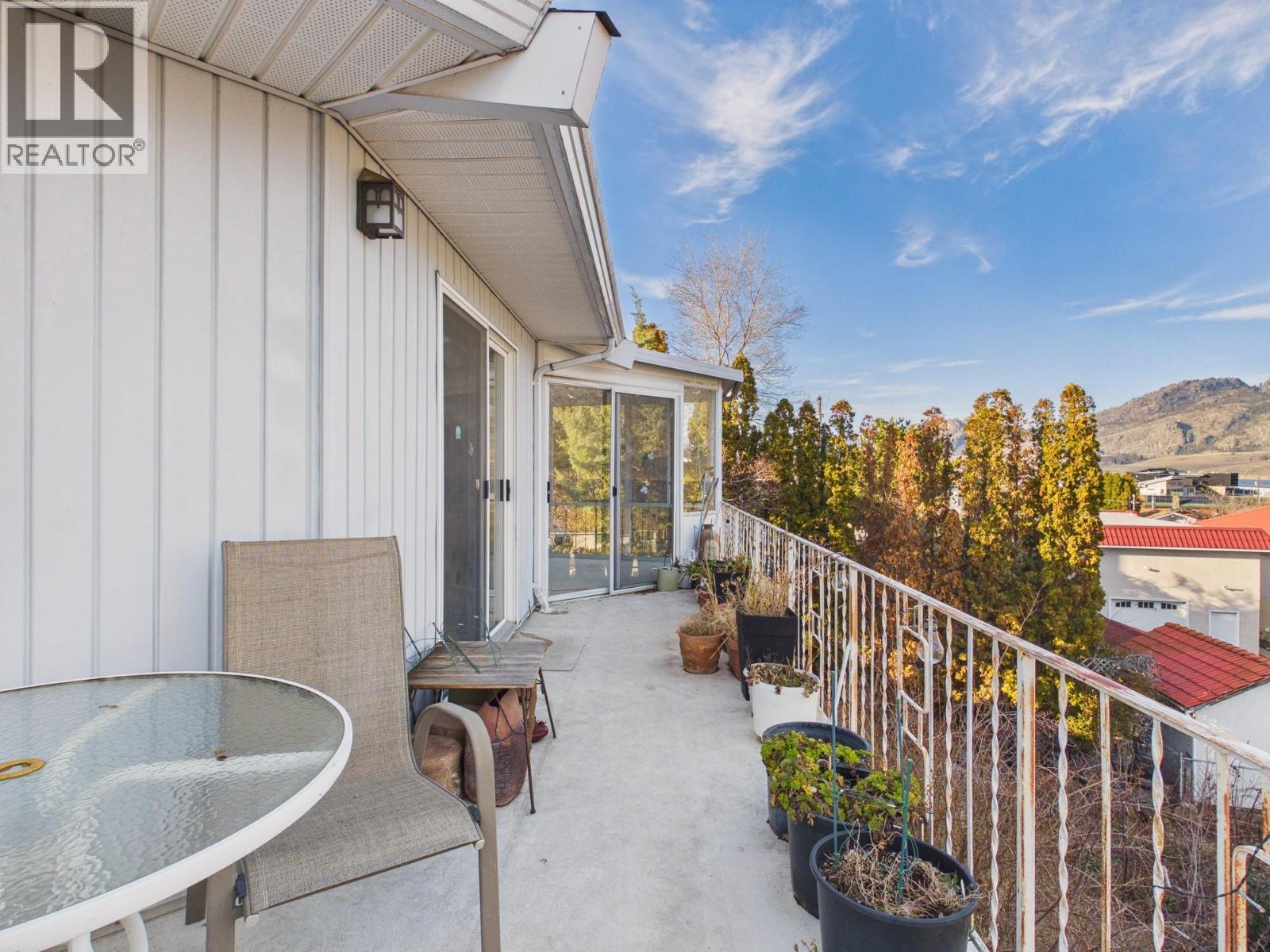 13 MCINTOSH Court, Osoyoos