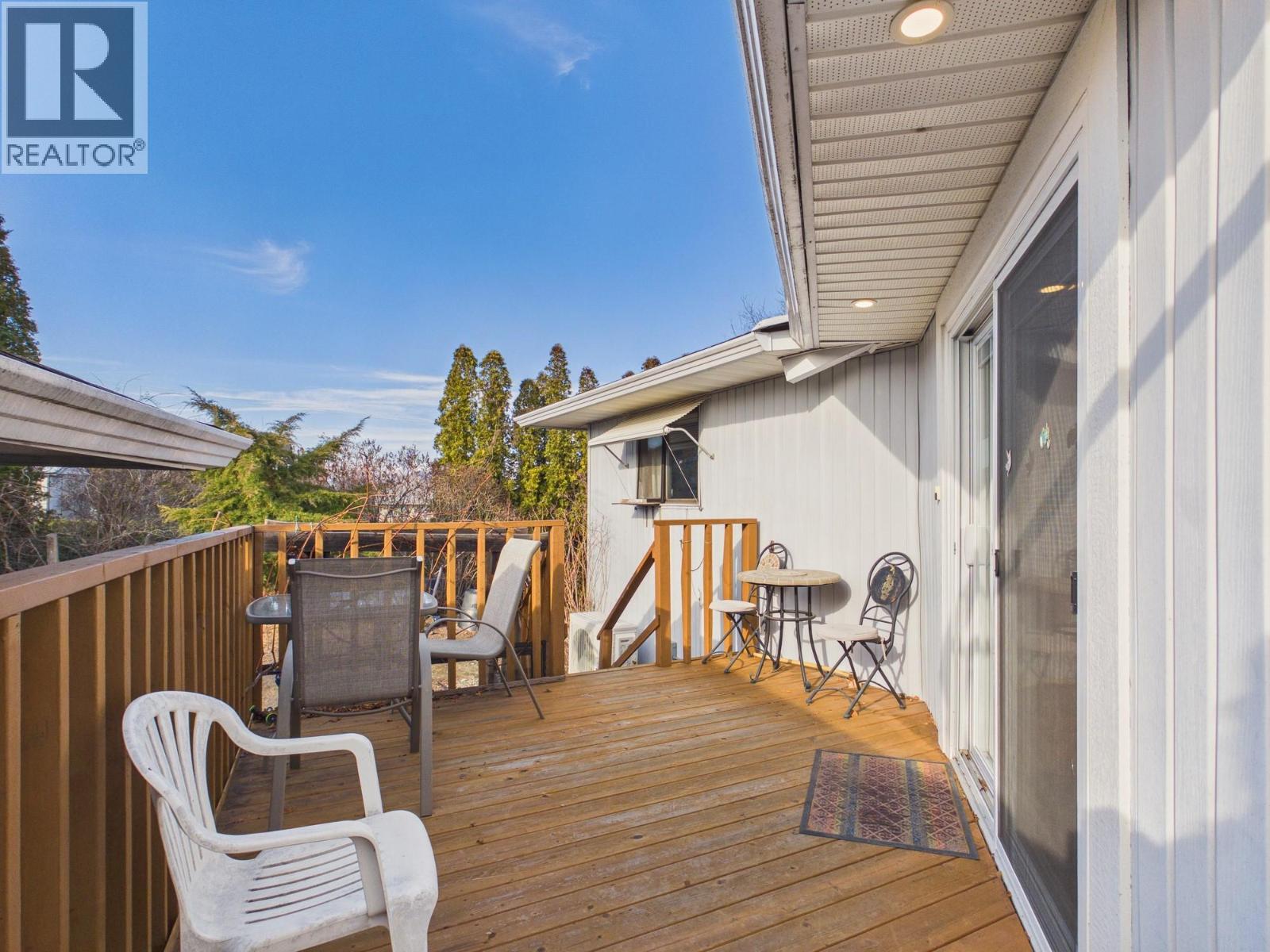 13 MCINTOSH Court, Osoyoos