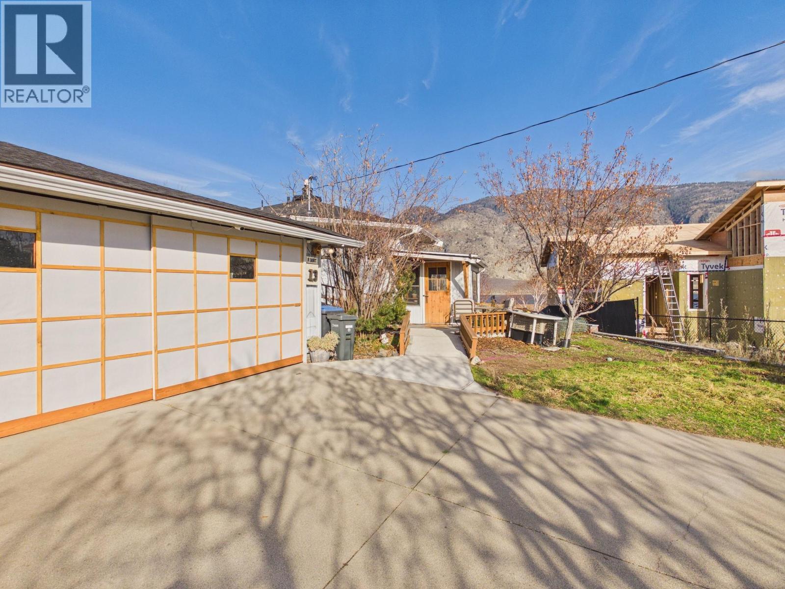 13 MCINTOSH Court, Osoyoos