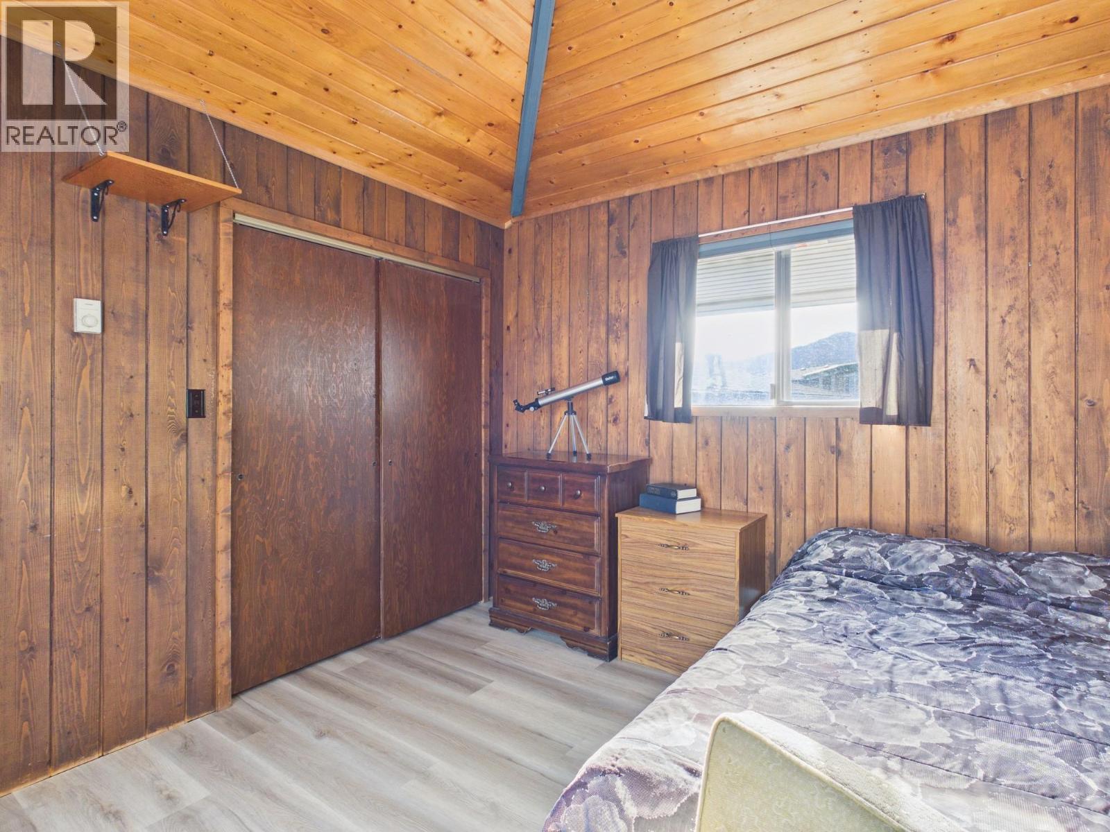 13 MCINTOSH Court, Osoyoos