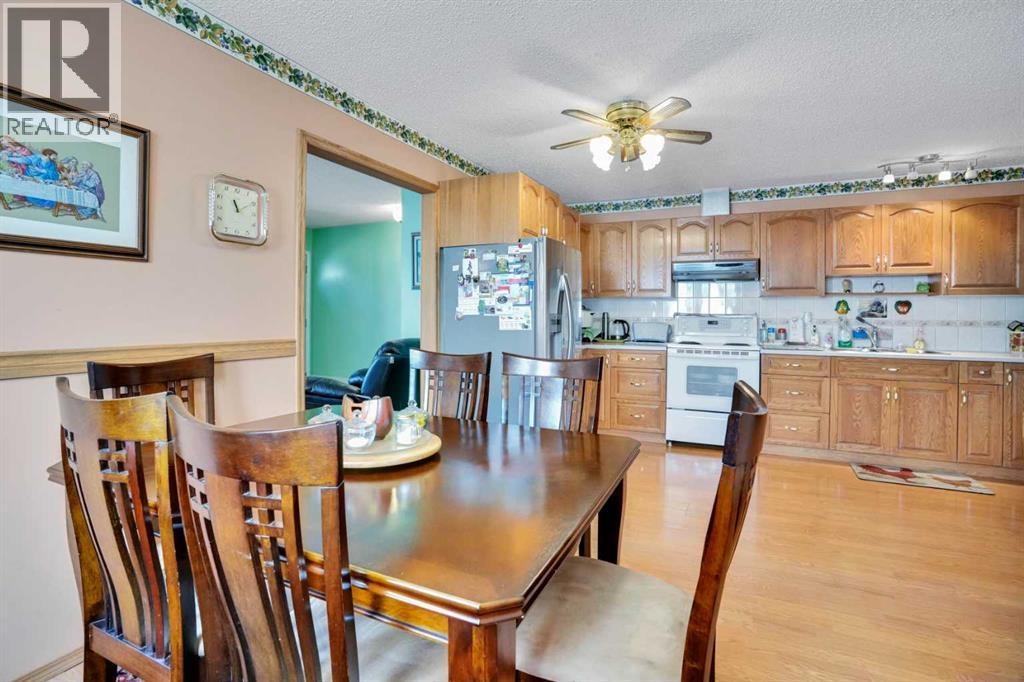 Single Family House Bungalow for Sale in  Falworth Way NE Falconridge Calgary 