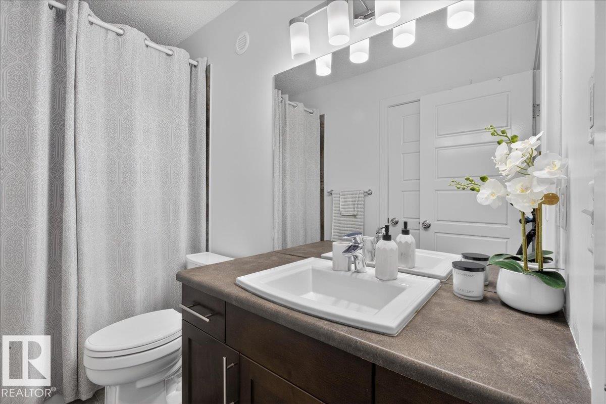 1472 33A ST NW - 34