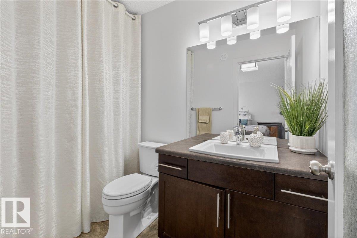 1472 33A ST NW - 41