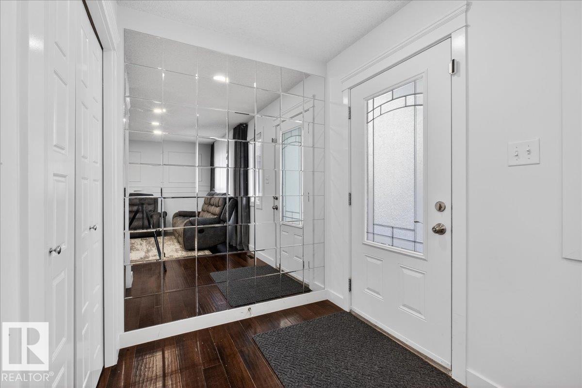 1472 33A ST NW - 6