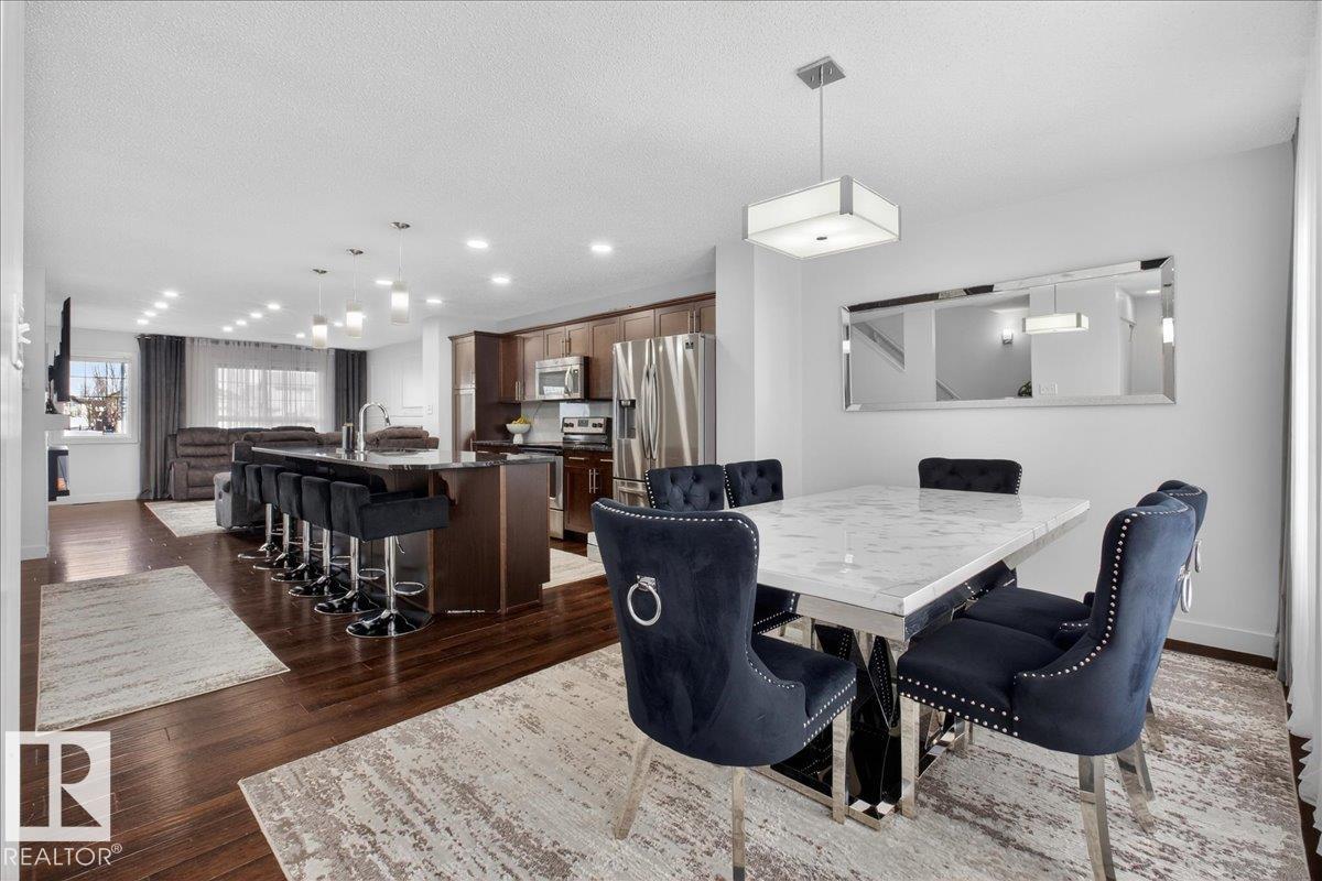 1472 33A ST NW - 24