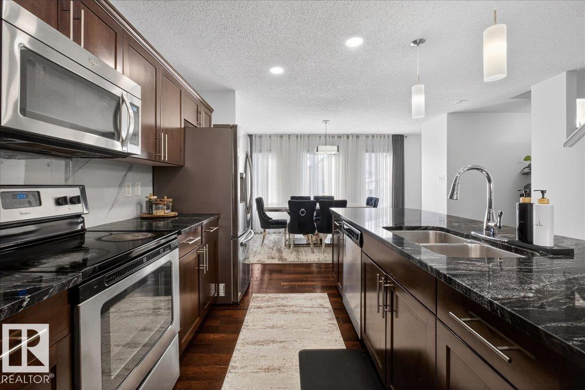 1472 33A ST NW - 22