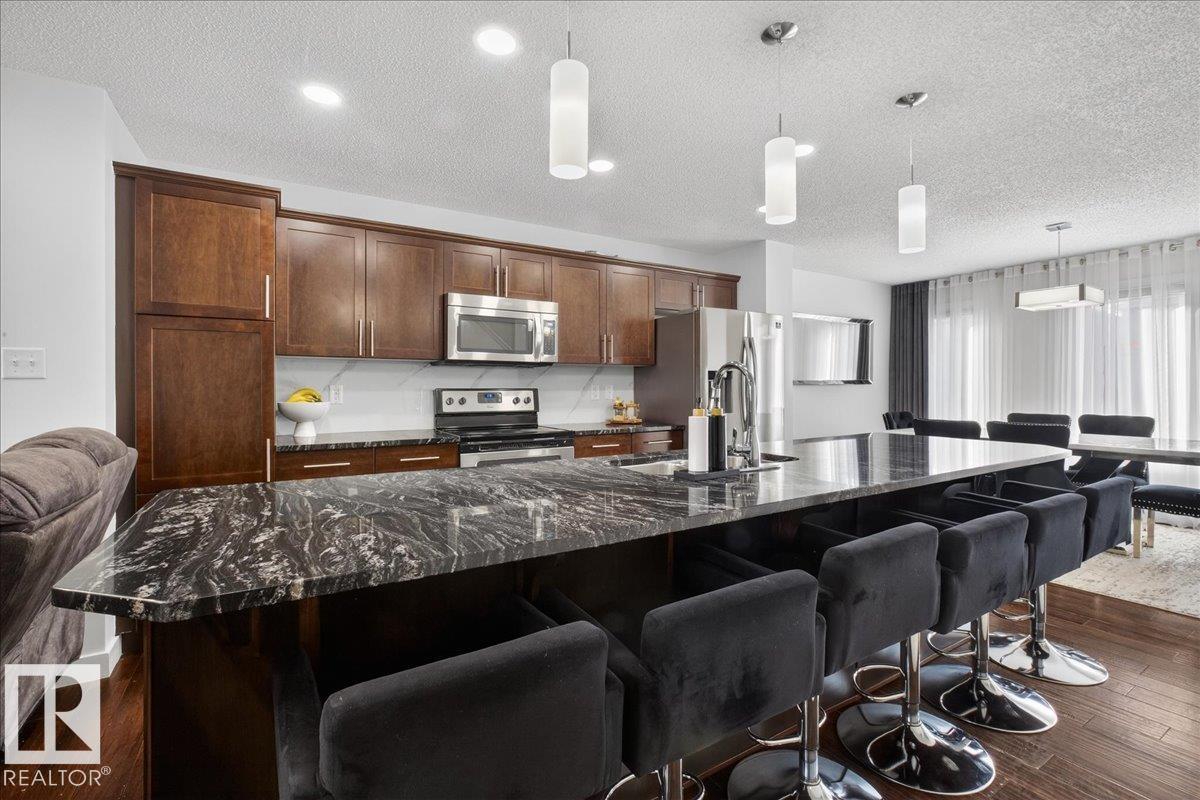 1472 33A ST NW - 16