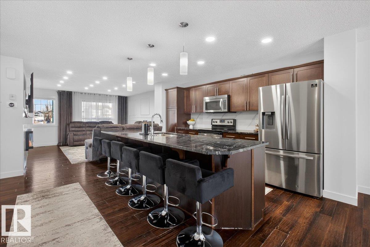 1472 33A ST NW - 19