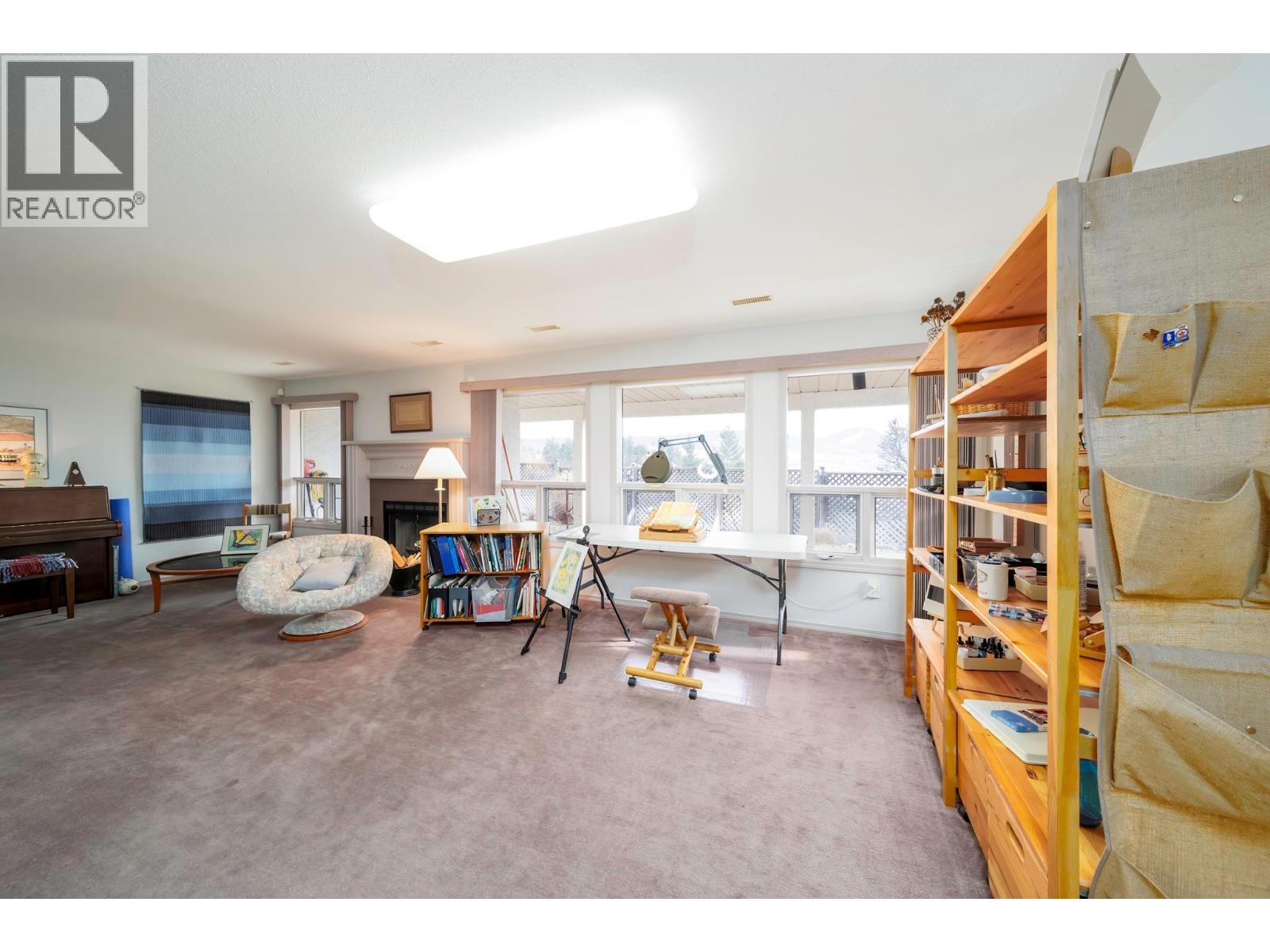  933 Purcell Drive, Kelowna