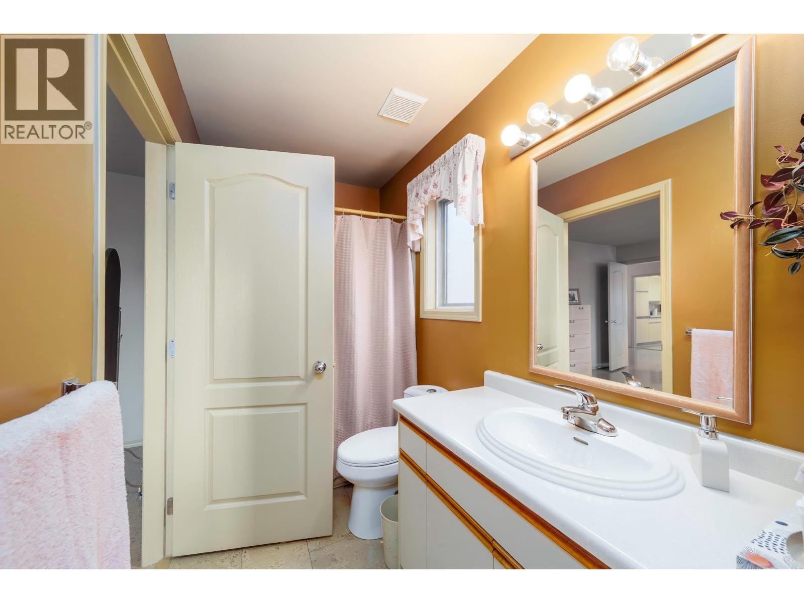  933 Purcell Drive, Kelowna