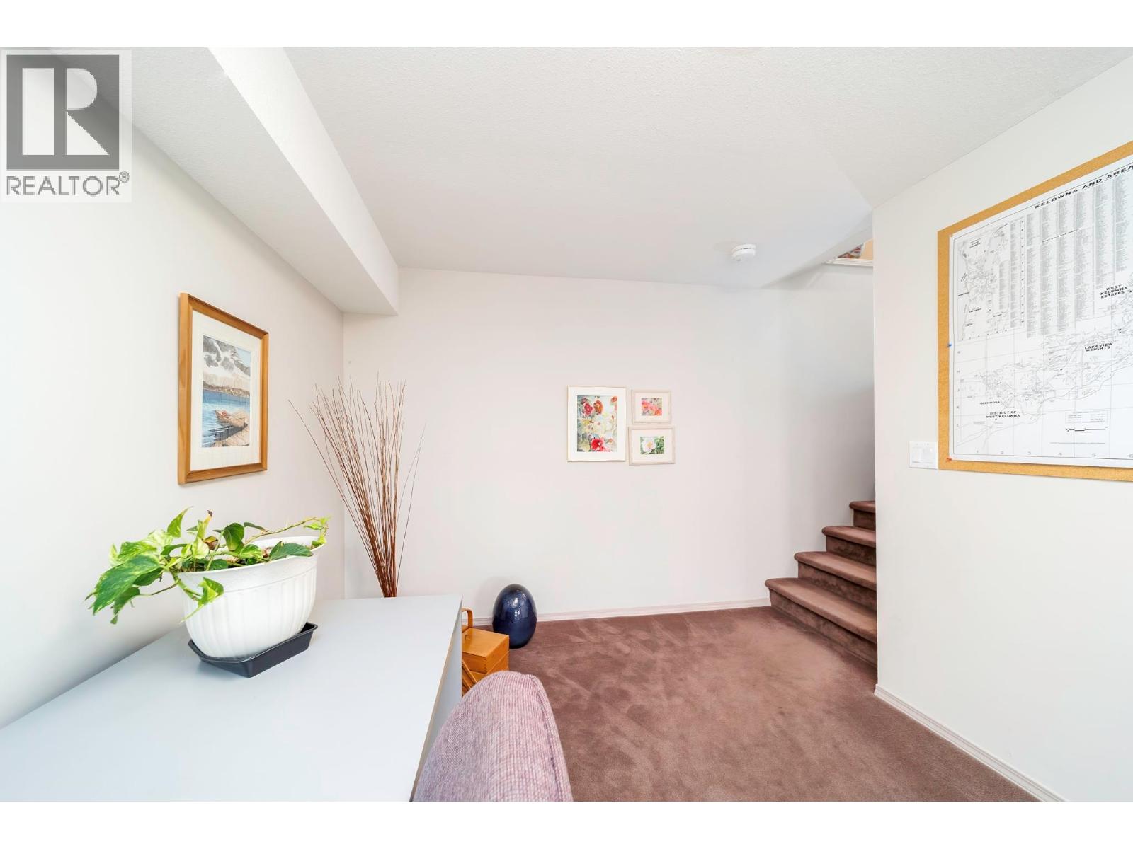  933 Purcell Drive, Kelowna