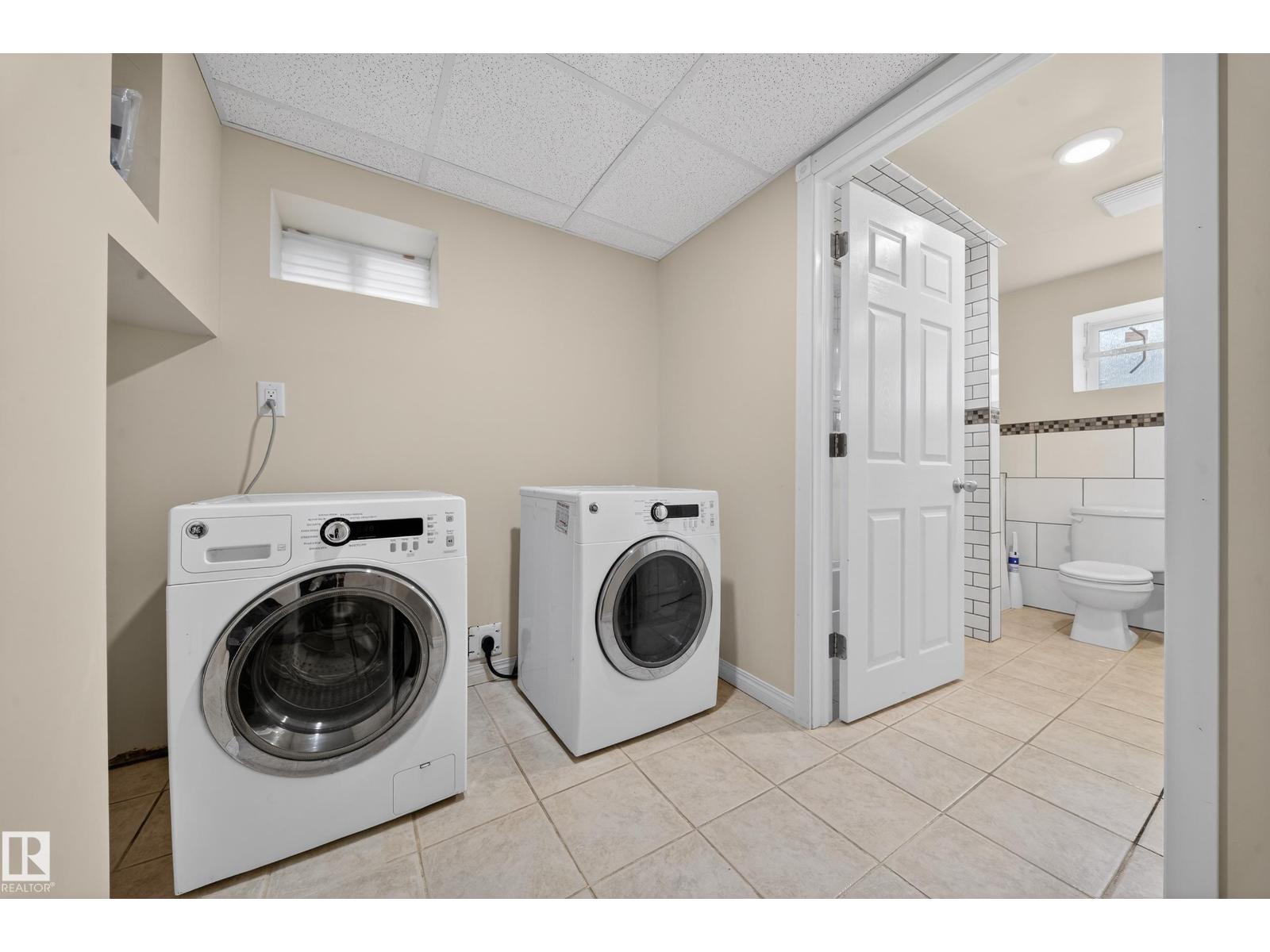 9521 109 AV NW, Edmonton