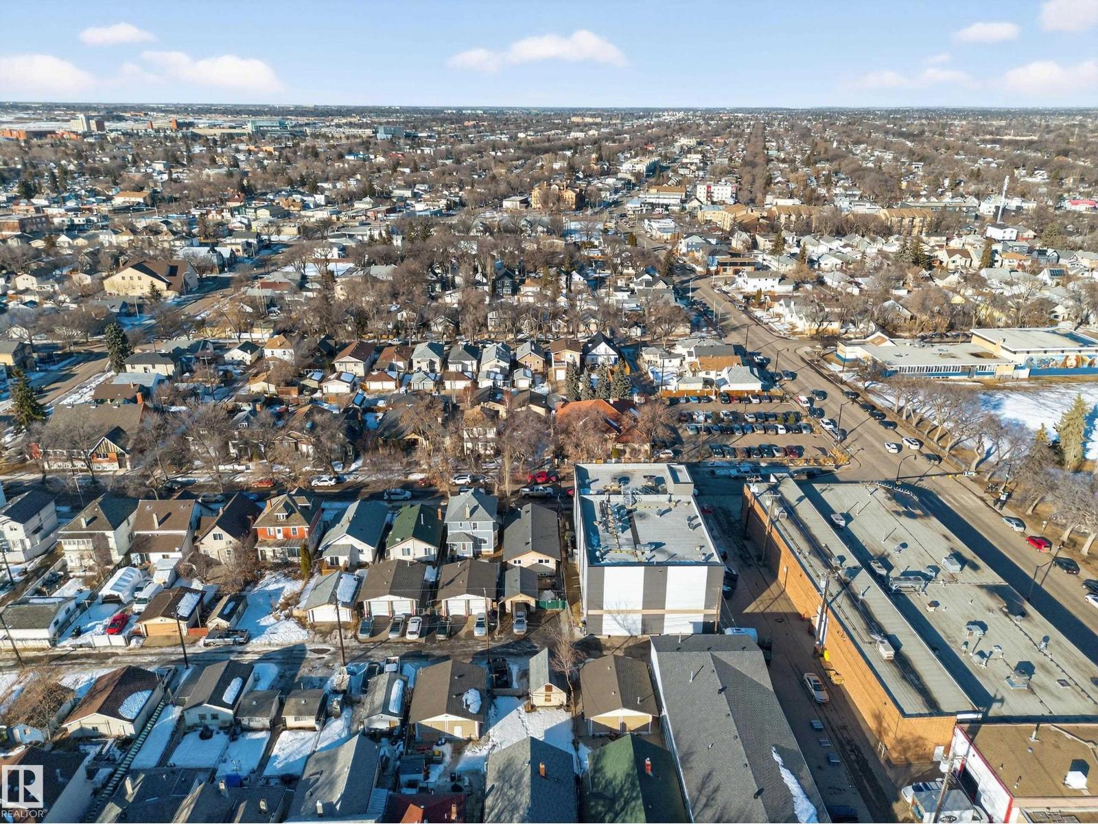 9521 109 AV NW, Edmonton