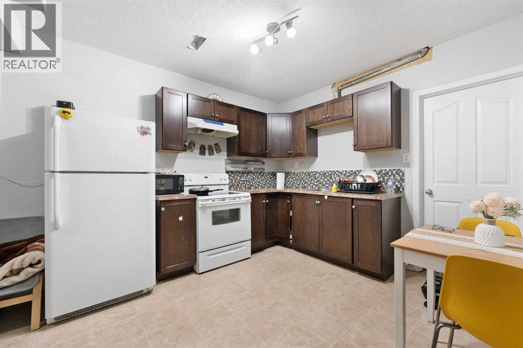 Single Family House Bi-level for Sale in  Tarawood Road NE Taradale Calgary 