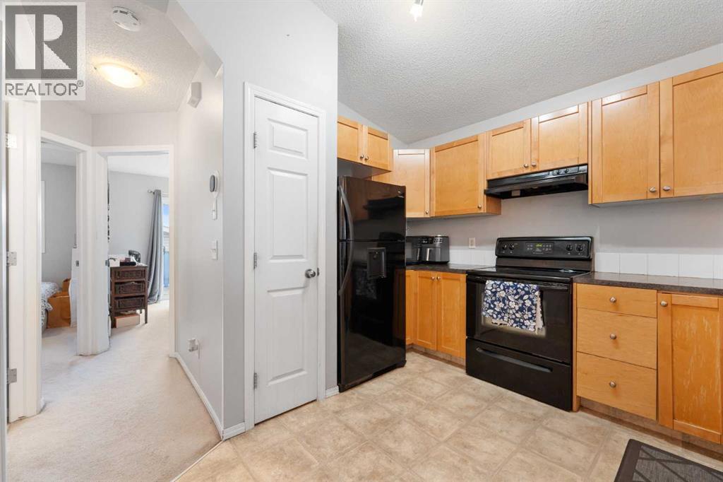 Single Family House Bi-level for Sale in  Tarawood Road NE Taradale Calgary 