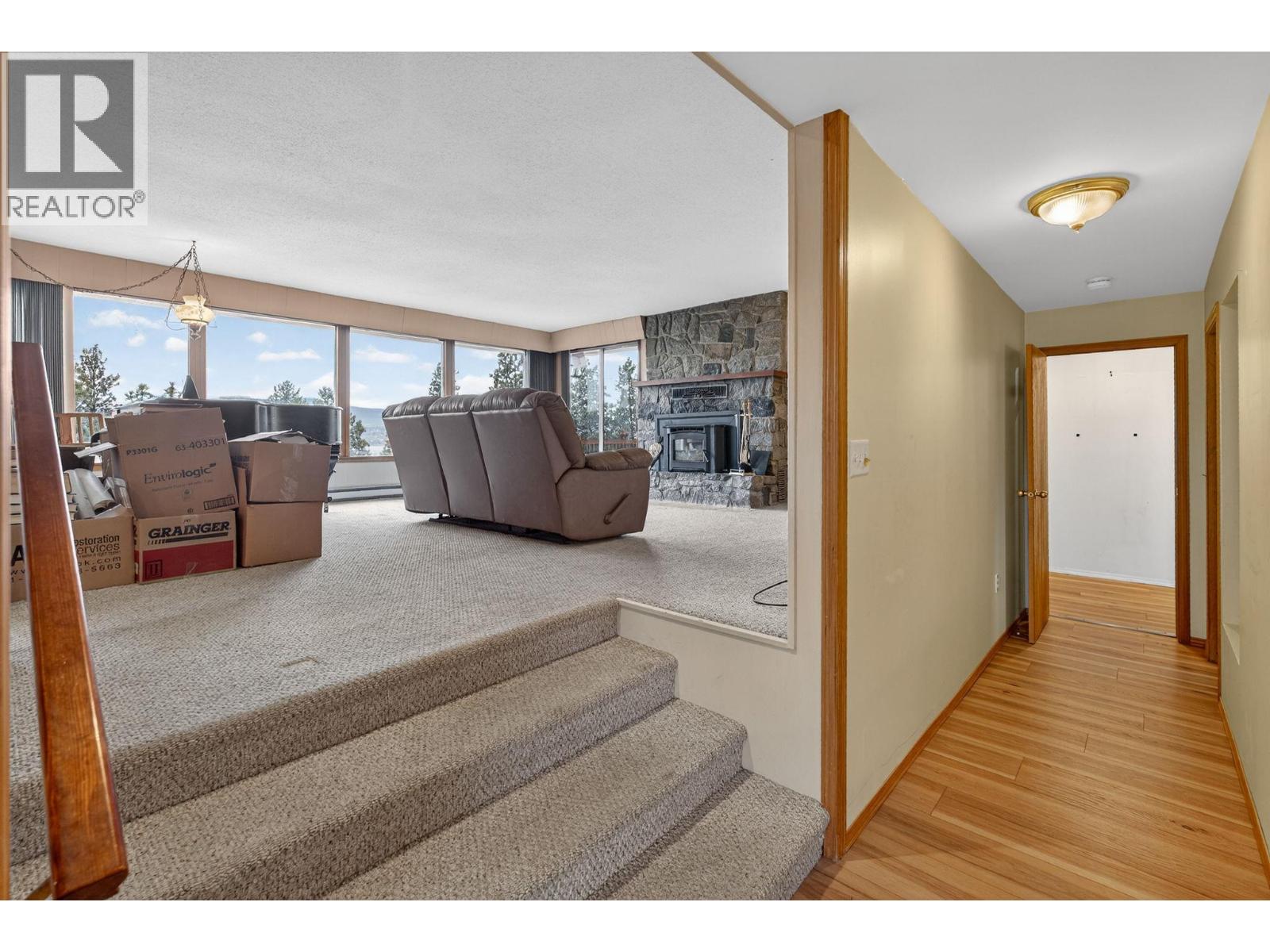 3305 McGibney Road, Naramata