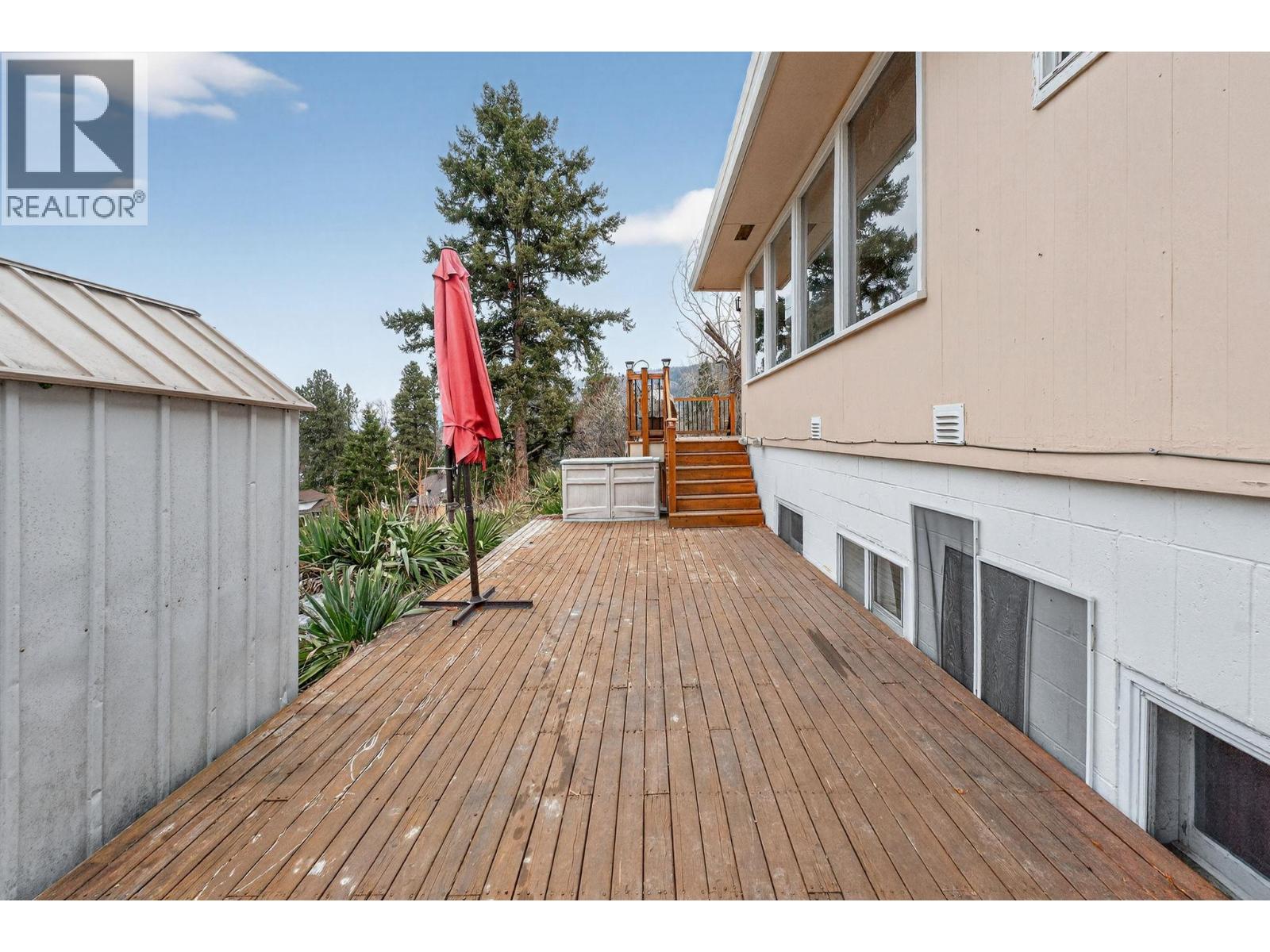 3305 McGibney Road, Naramata