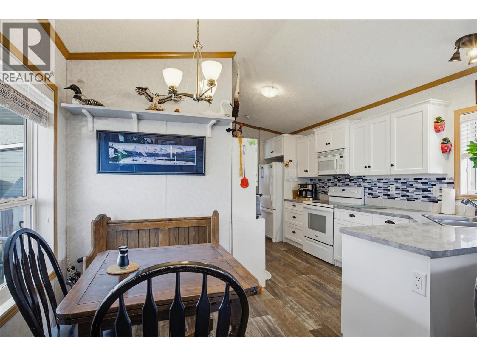 #12 235 AYLMER ROAD - 7