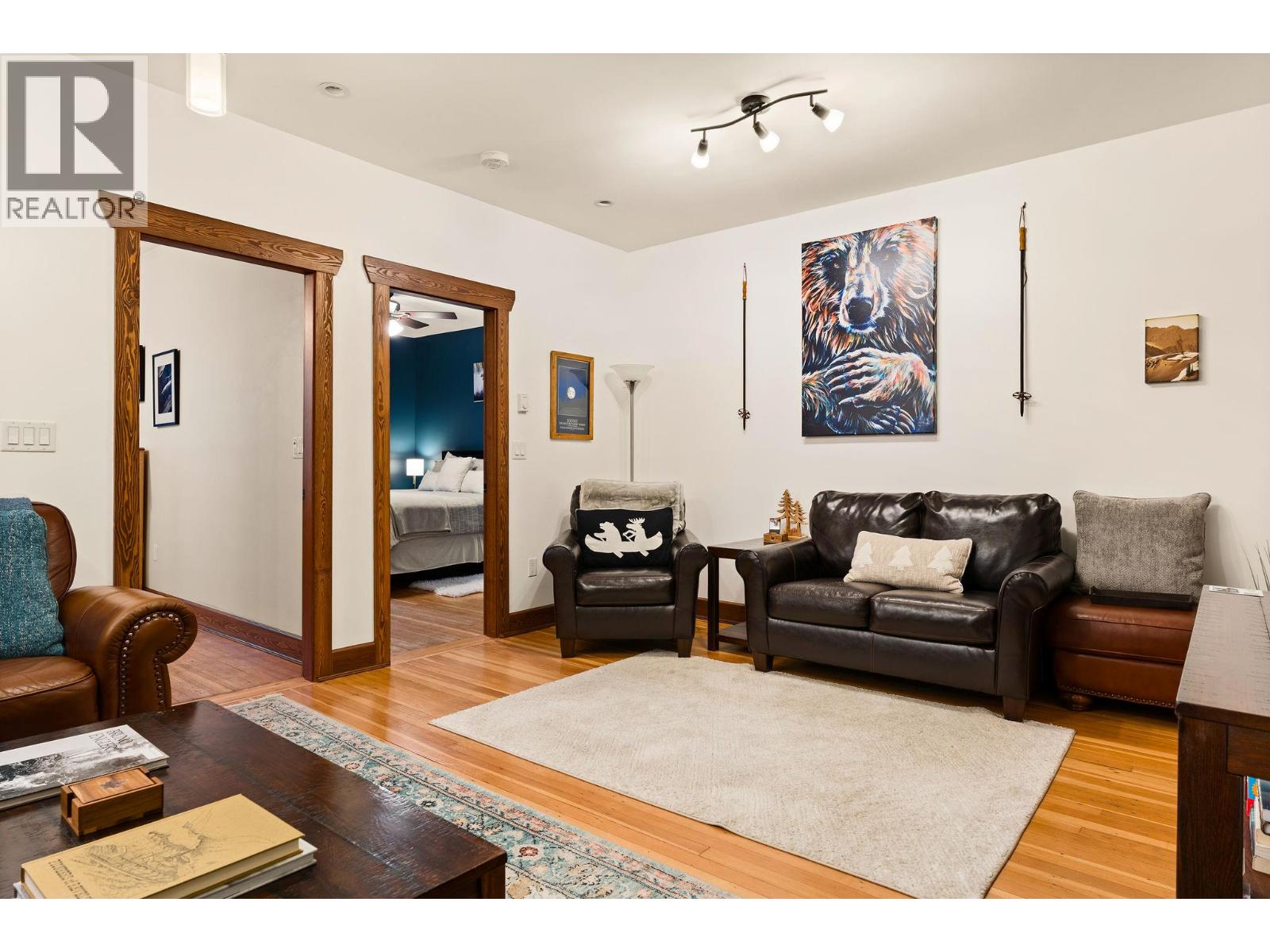 208 Mackenzie Avenue, Revelstoke