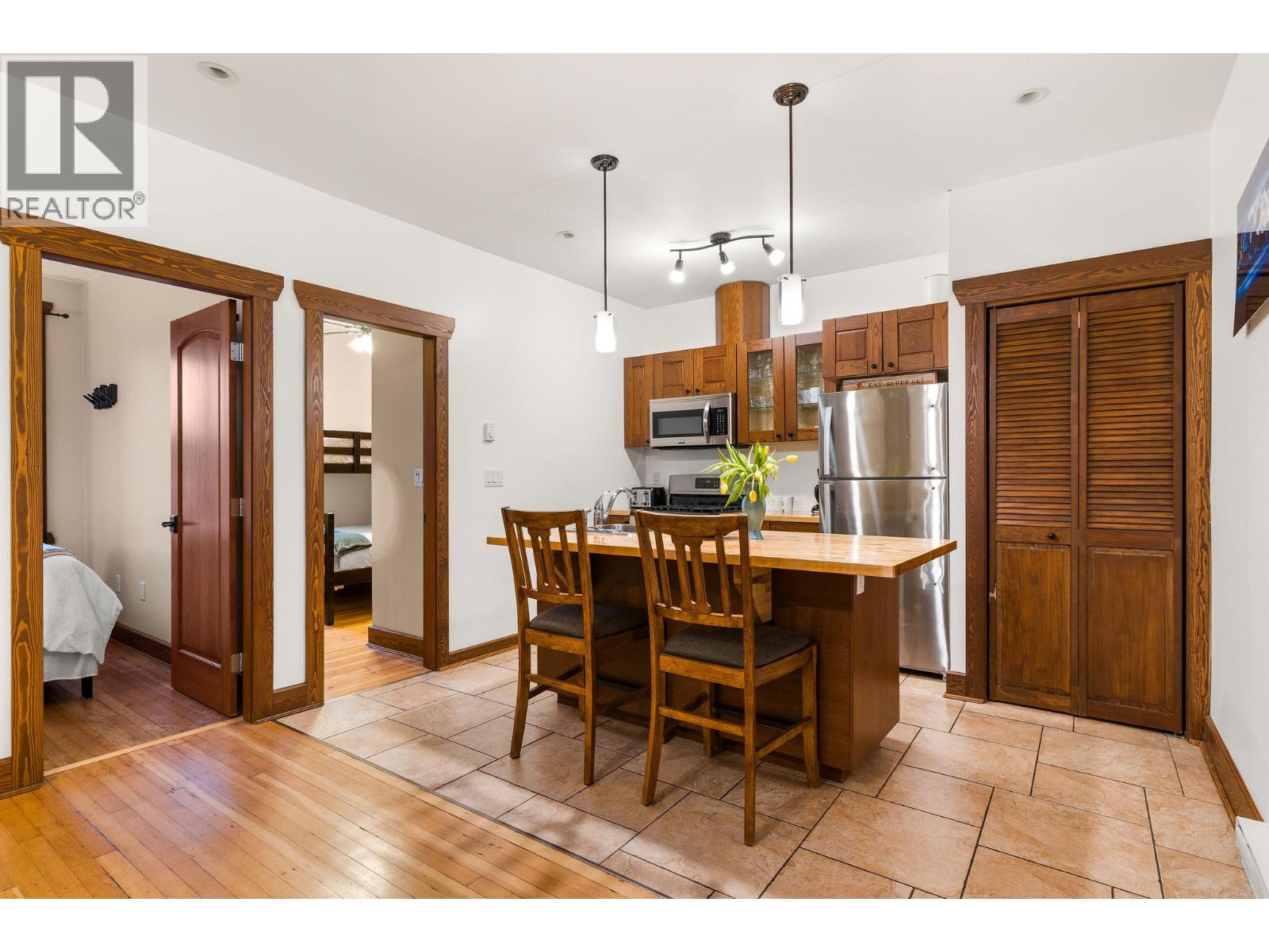 208 Mackenzie Avenue, Revelstoke