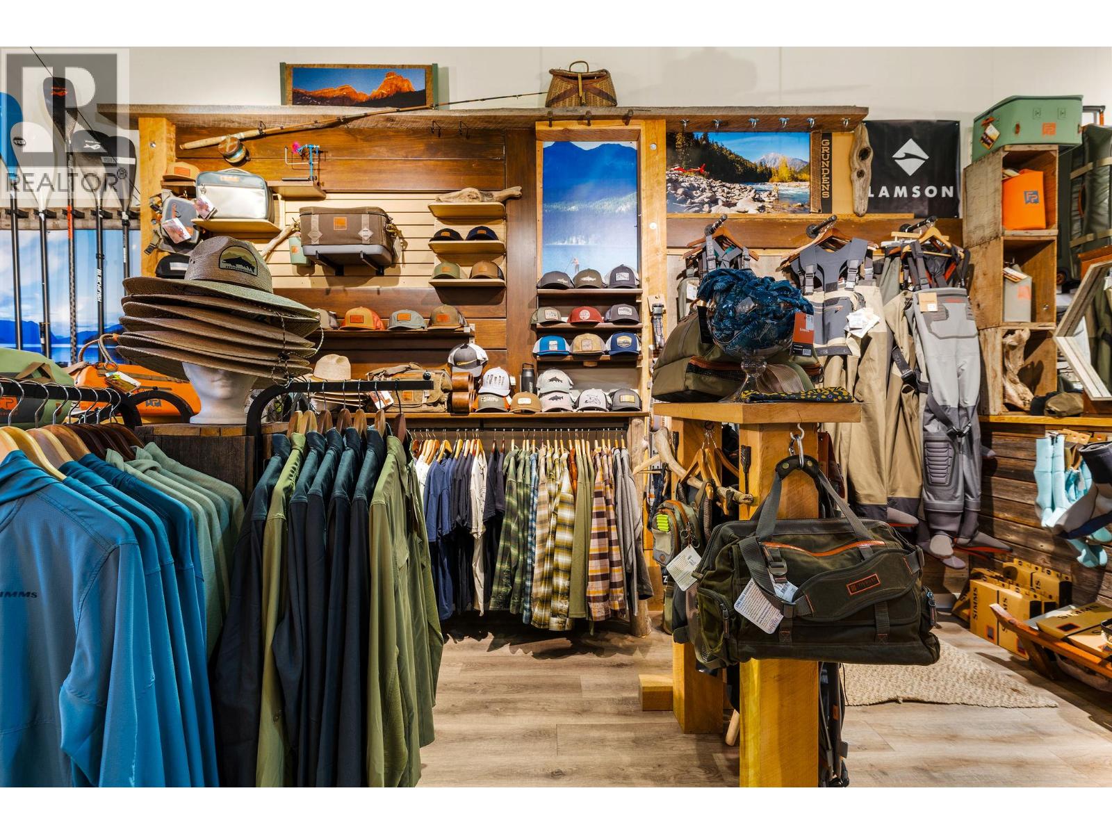 208 Mackenzie Avenue, Revelstoke