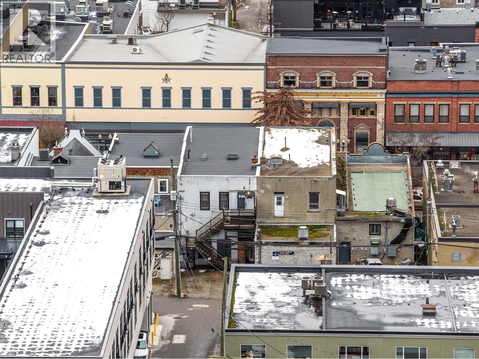 208 Mackenzie Avenue, Revelstoke