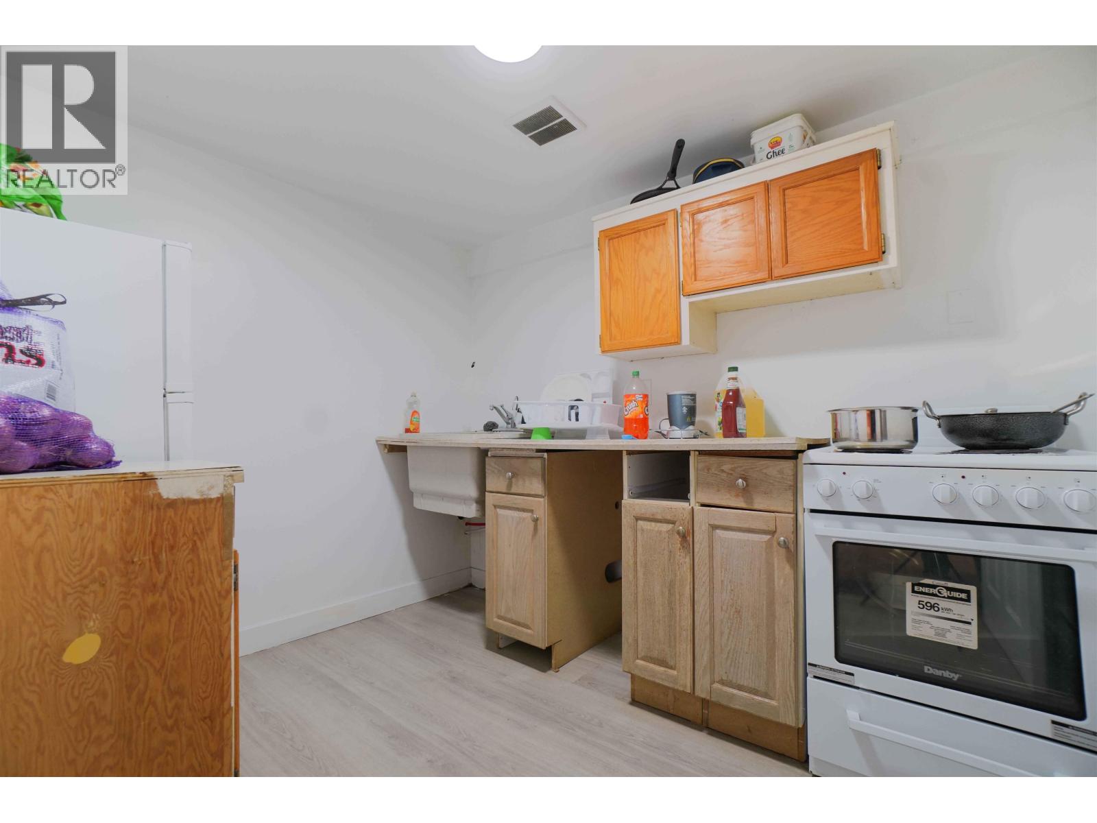 10641 LADNER TRUNK ROAD, Delta