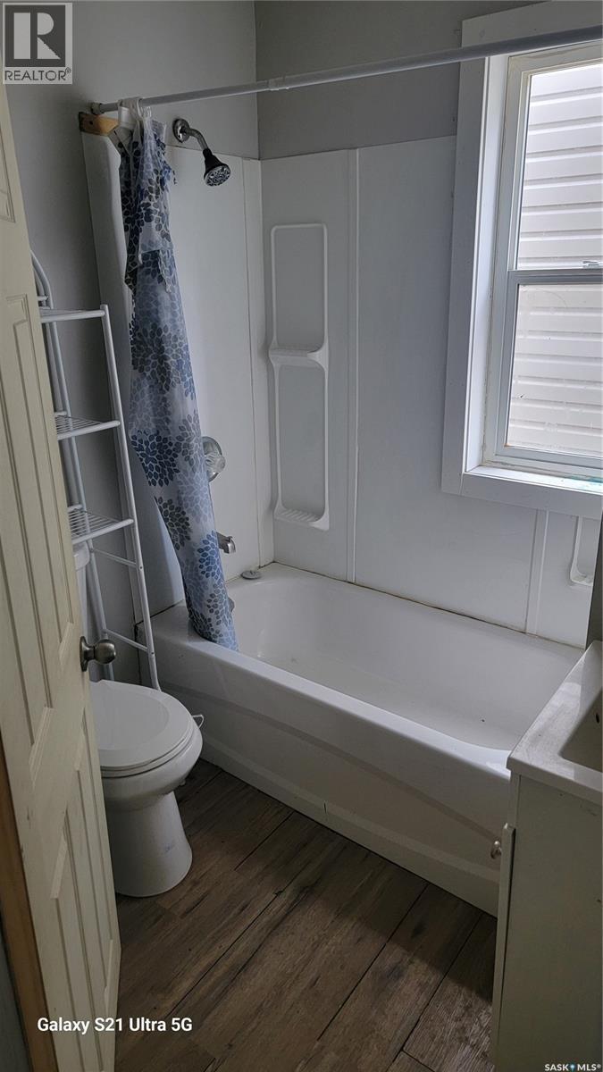 1154 ATHOL STREET - 9
