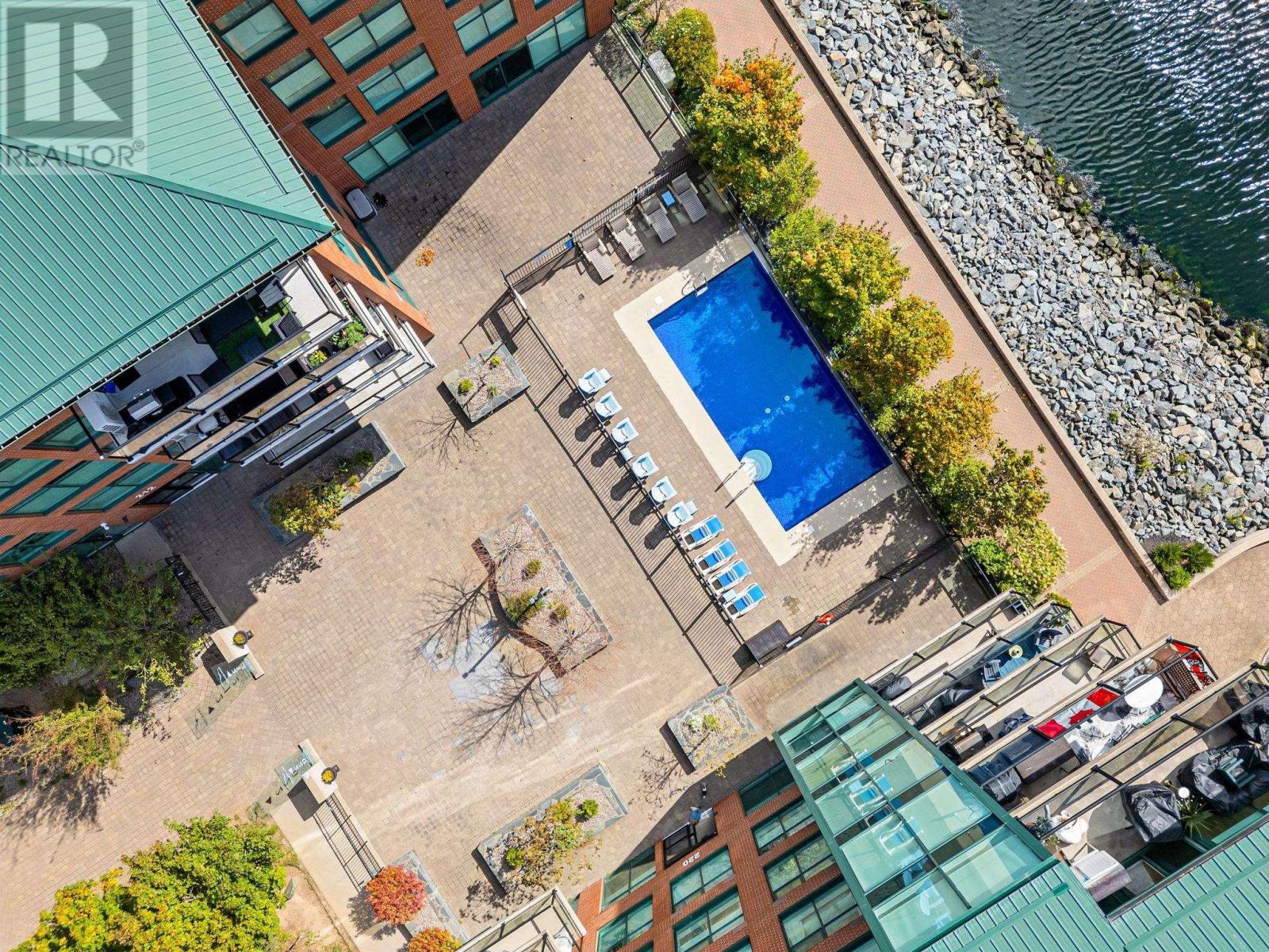 Property 25 of 38 of 305 220 Waterfront Drive