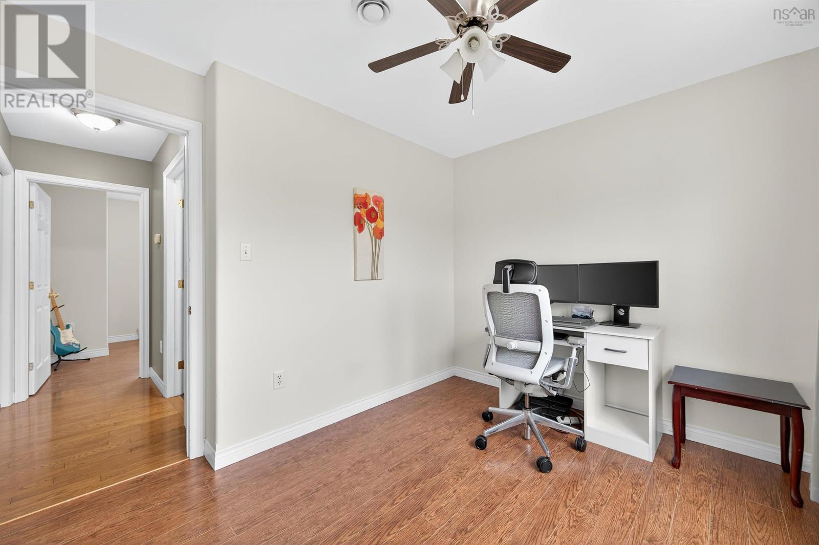 Property 33 of 49 of 123 BARRINGTON