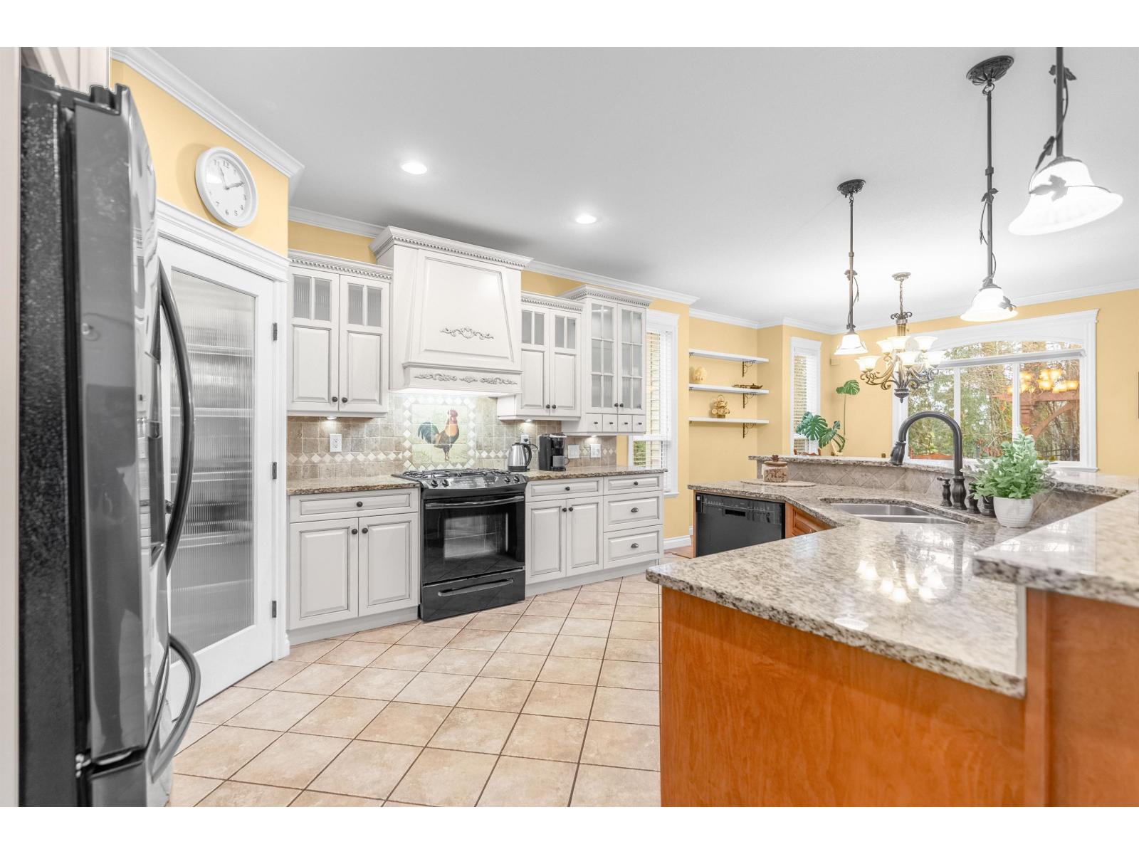 20 33925 ARAKI COURT, Mission