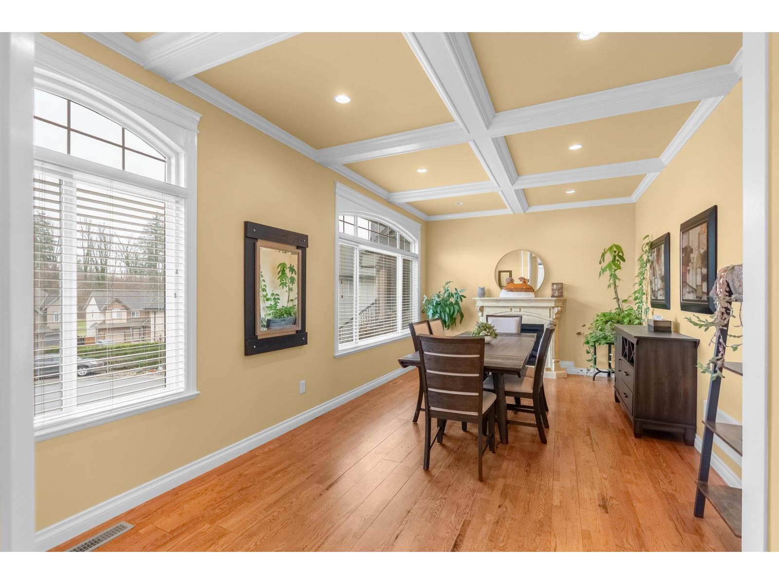 20 33925 ARAKI COURT, Mission