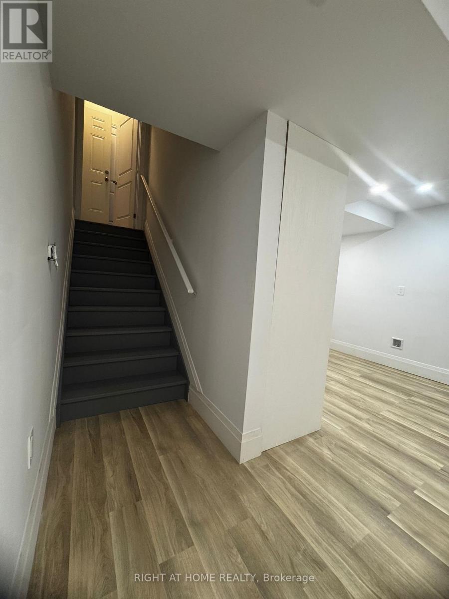24 TAMWORTH TERRACE - 24