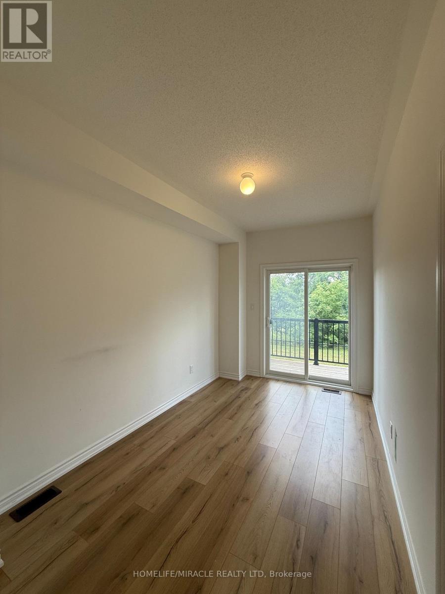 8 POMARINE WAY - Photo 5 of 25, Brampton (Credit Valley), Ontario