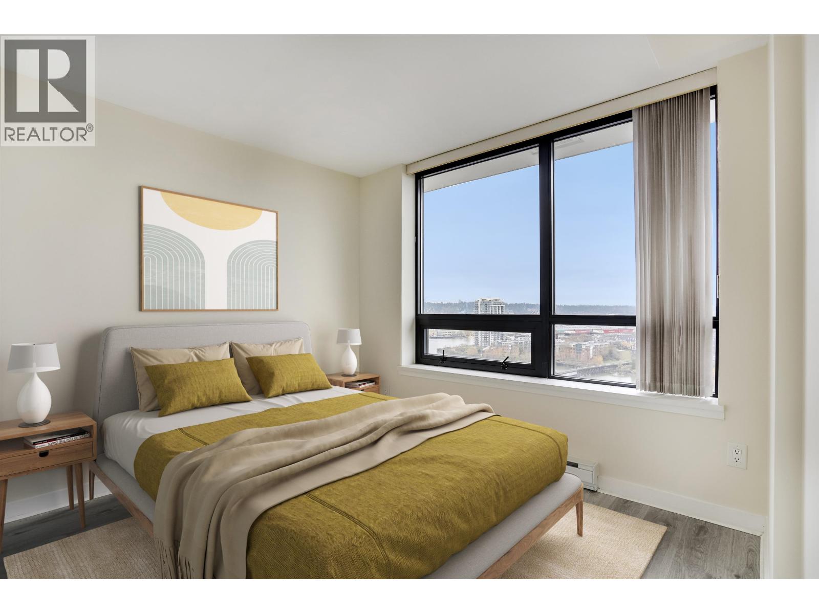 #2004-1 RENAISSANCE Square, New Westminster