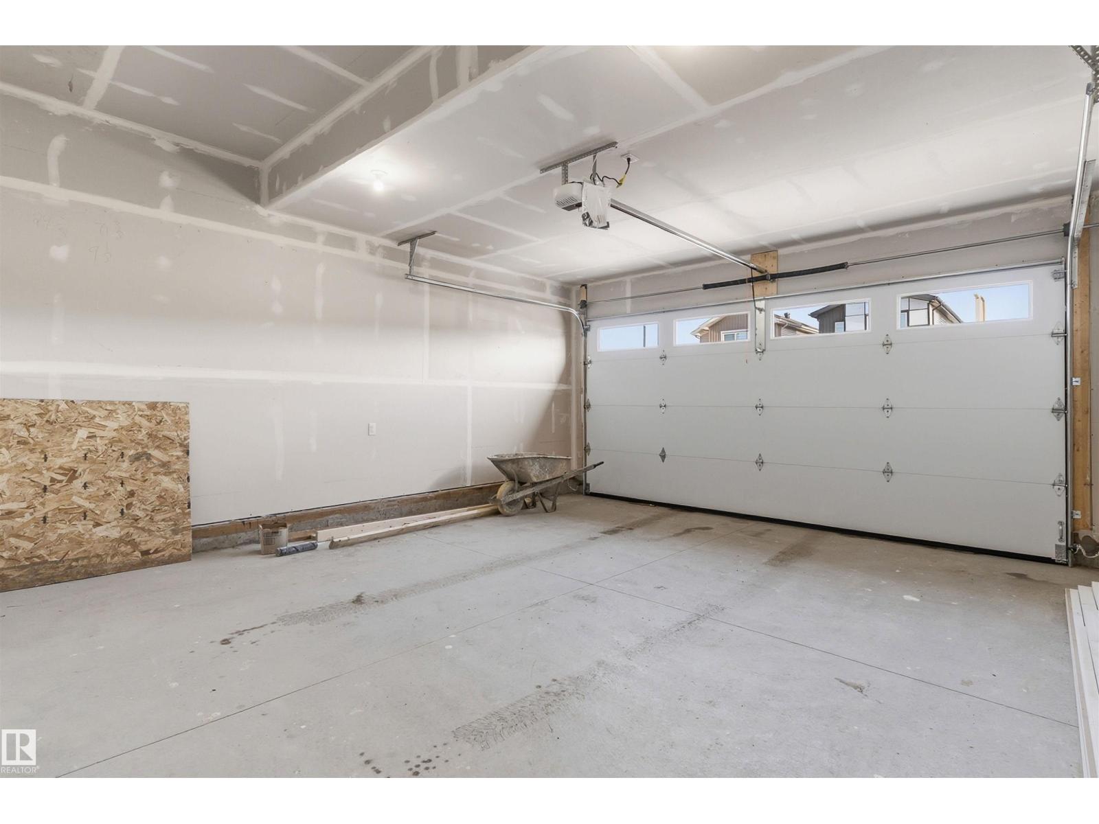 120 25 ST SW - 30
