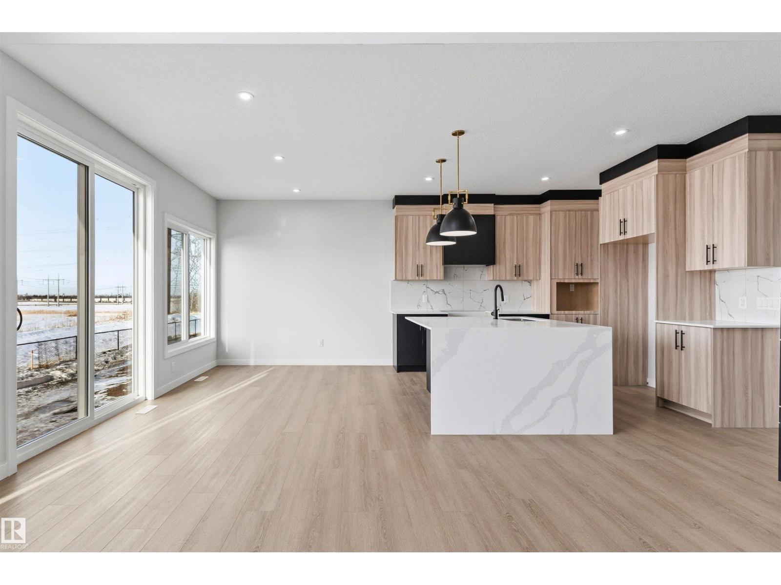 120 25 ST SW - 4