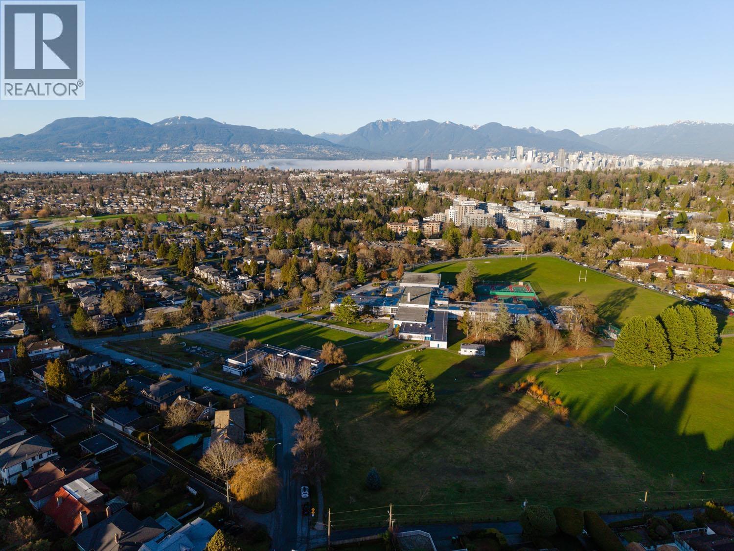 2296 W 32ND AVENUE, Vancouver