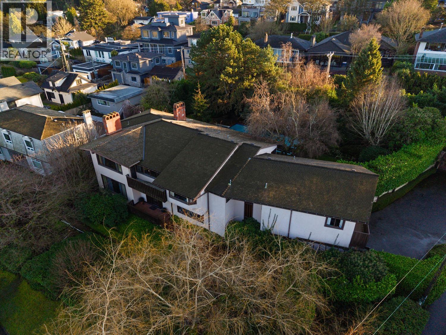 2296 W 32ND AVENUE, Vancouver