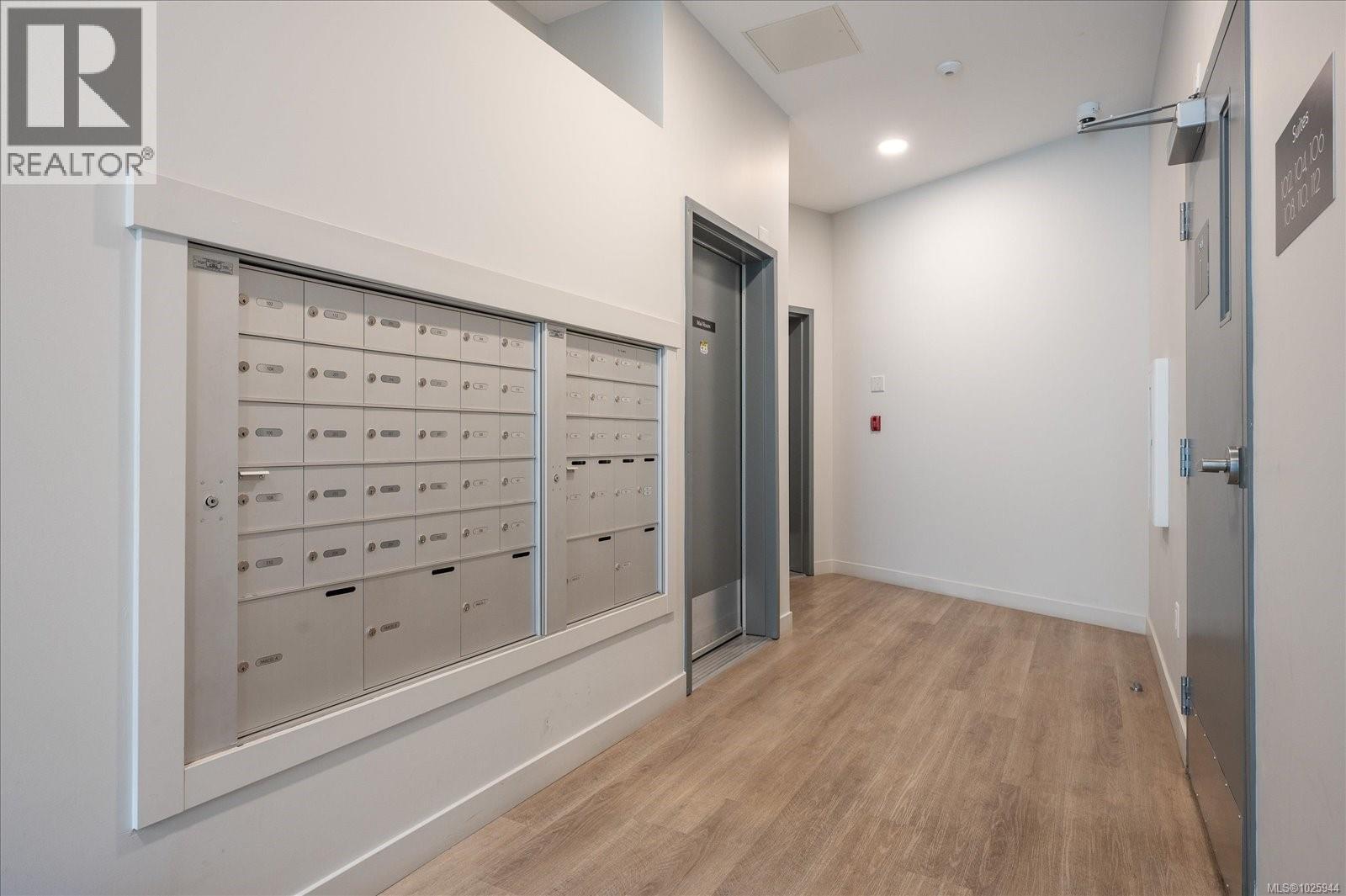 #209 164 ALBERNI HWY - 26