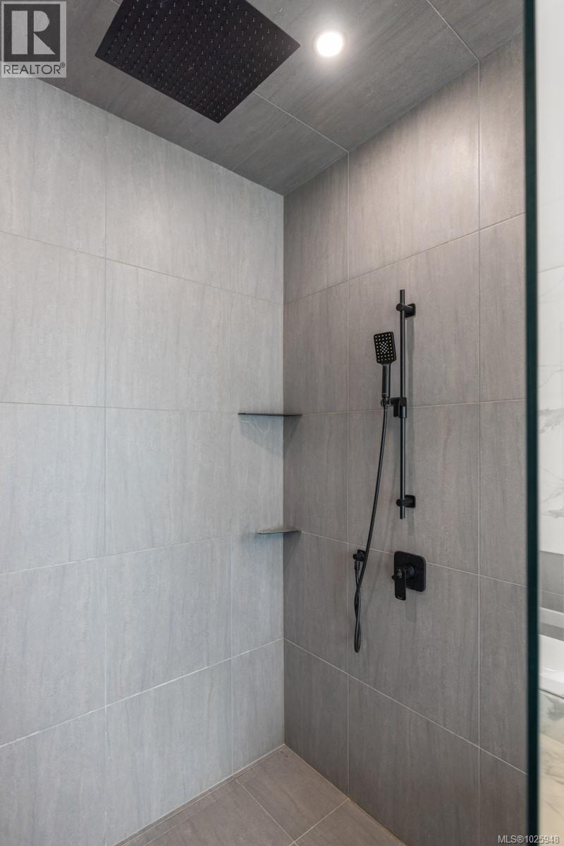 4811 Henry Roethel Rd - 24
