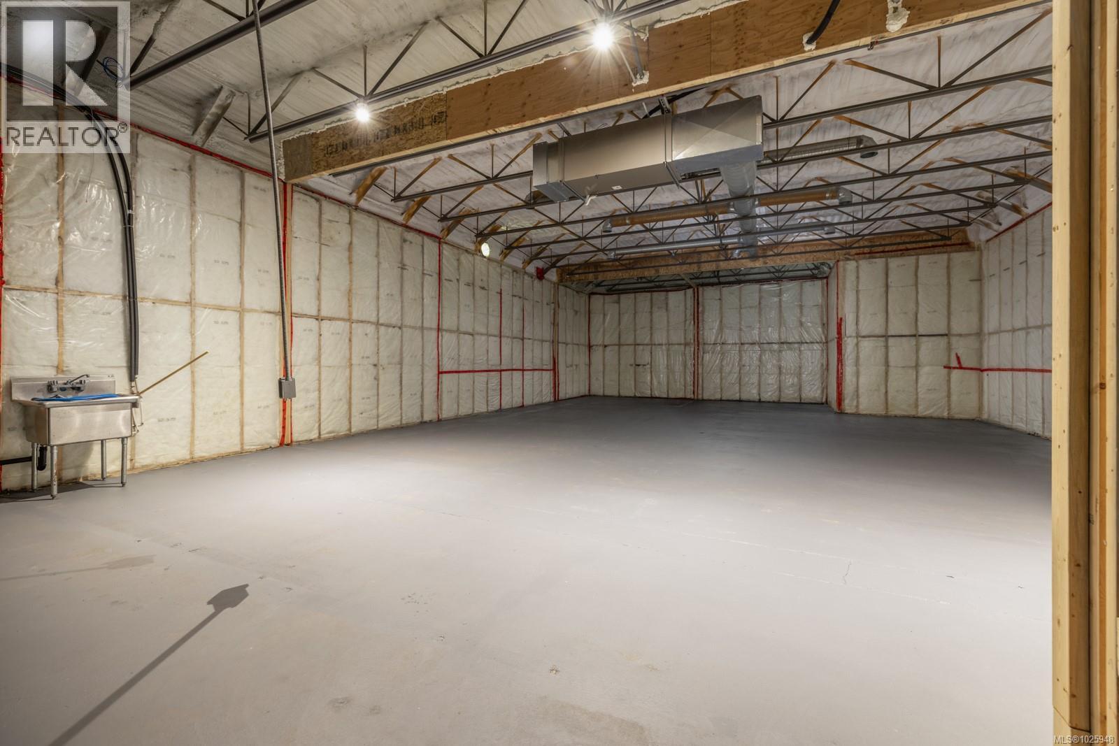  4811 Henry Roethel Road, Ladysmith