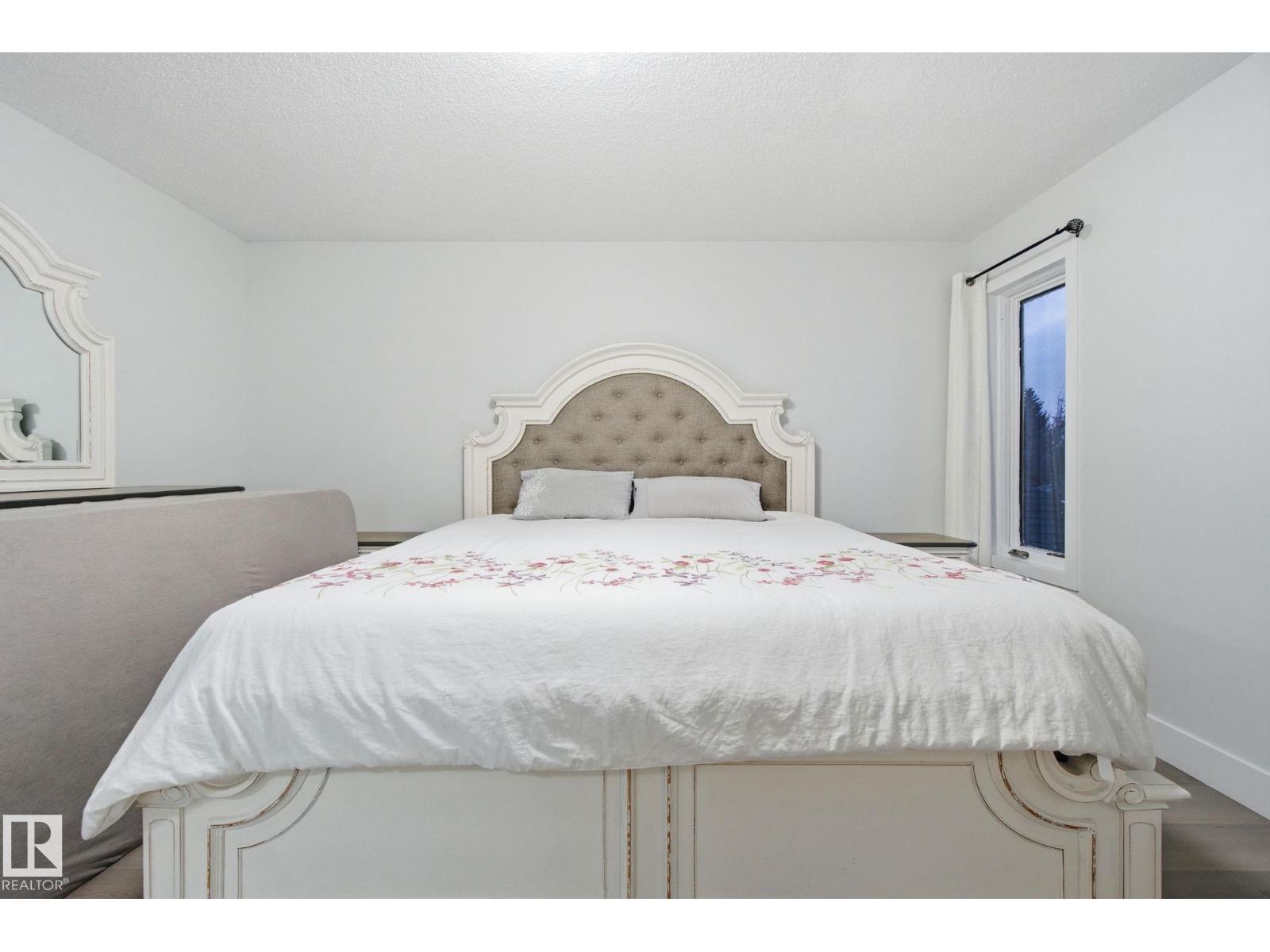 13812 120 ST NW, Edmonton