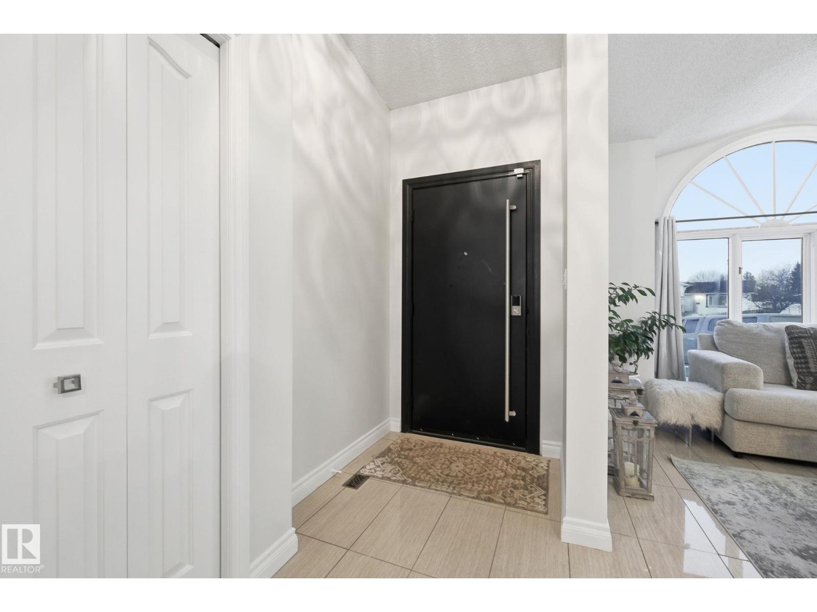 13812 120 ST NW, Edmonton