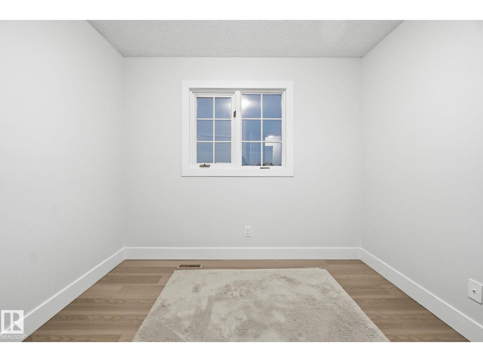 13812 120 ST NW, Edmonton