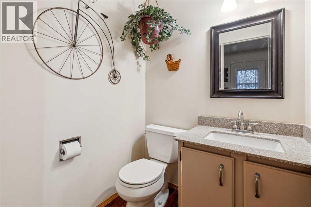 Single Family House for Sale in  Whiteridge Place NE Whitehorn Calgary 